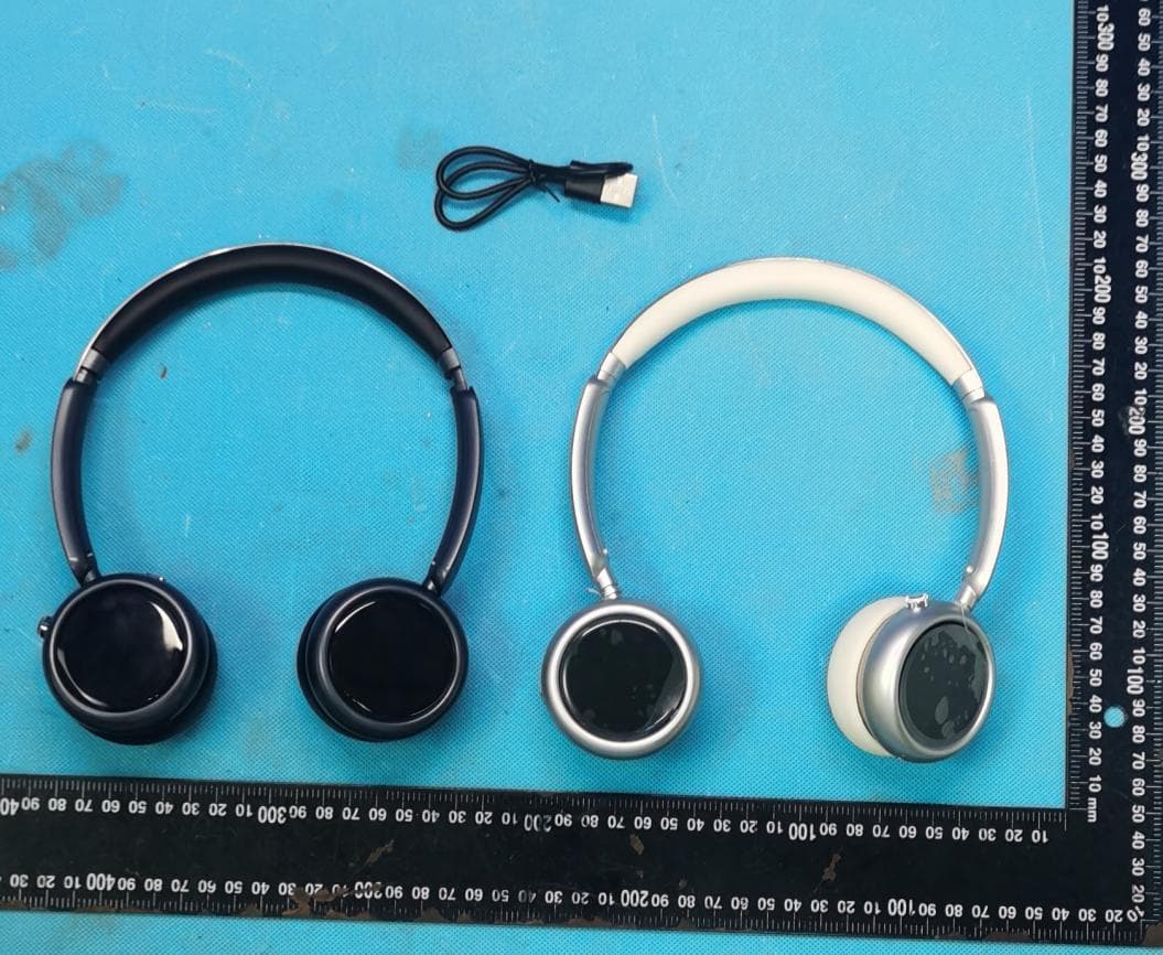 HTC Wireless Headphones 13 - FCC ID 2BHJR-HP13 - Shenzhen xiaoxiang supply chain technology co., ltd