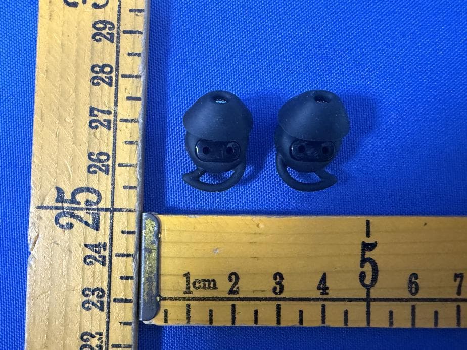 MINISO Wireless Earbud - FCC ID 2BHJR-MS217 - Shenzhen xiaoxiang supply chain technology co., ltd