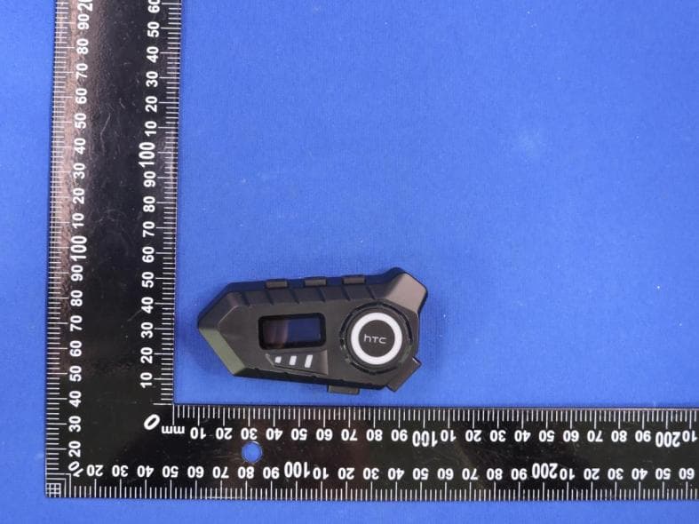 HTC Wireless Earphones 87 - FCC ID 2BHJR-NE878 - Shenzhen xiaoxiang supply chain technology co., ltd (4)