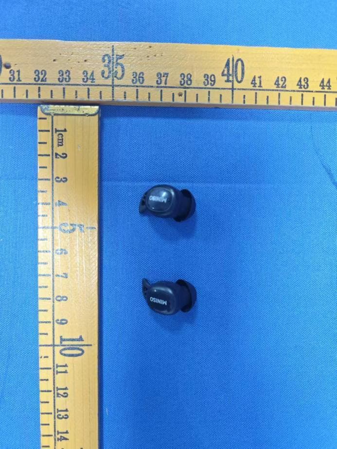 MINISO Wireless Earbud X16 - FCC ID 2BHJR-X16 - Shenzhen xiaoxiang supply chain technology co., ltd