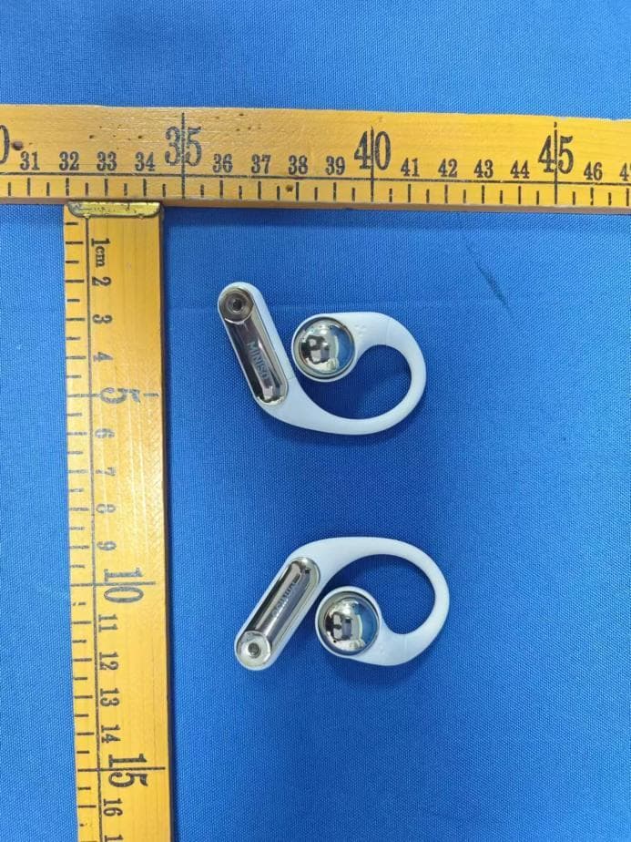 MINISO Wireless Earbud X81 - FCC ID 2BHJR-X81 - Shenzhen xiaoxiang supply chain technology co., ltd