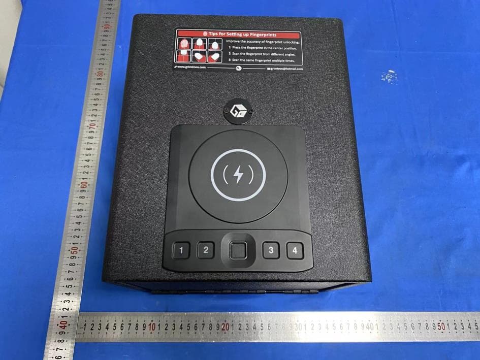 Biometric Safe - FCC ID 2BHK7-VT06 - Ningbo Yichuang Trading Co., Ltd (5)