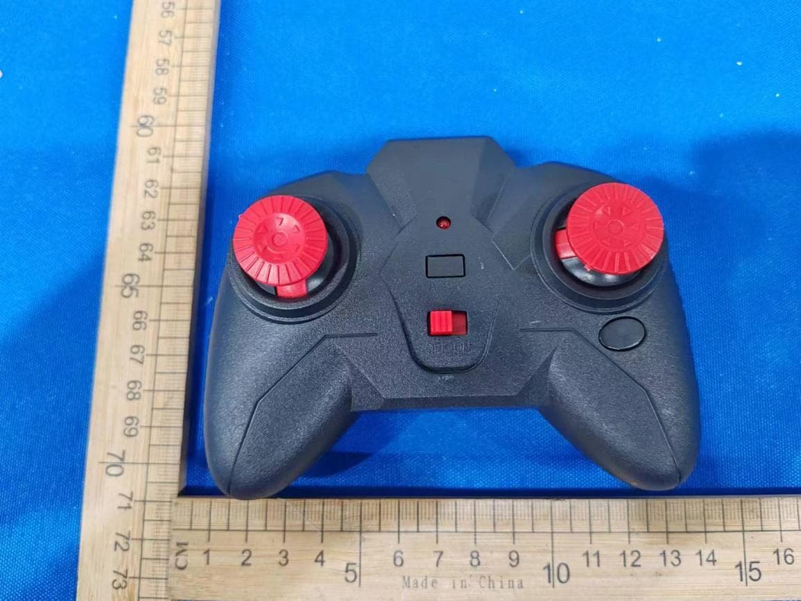 Remote control toys - FCC ID 2BHLKCX-97 - SHANTOU CHENGHAI CANXING TOY INDUSTRY CO.,LTD