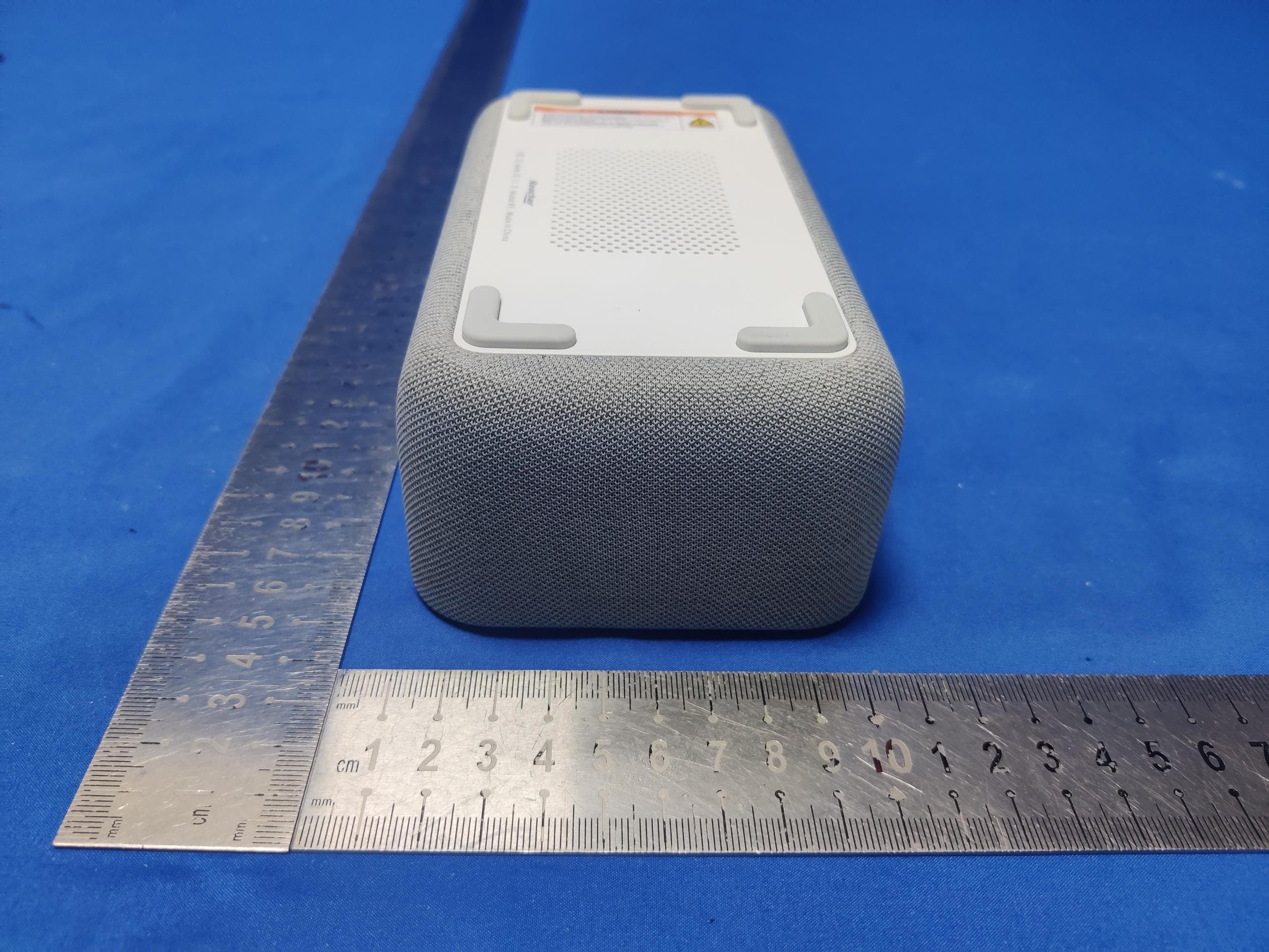 Wireless Charging Sound Machine - FCC ID 2BHLT-R9 - KERCHAN TECHNOLOGY GROUP LIMITED (5)