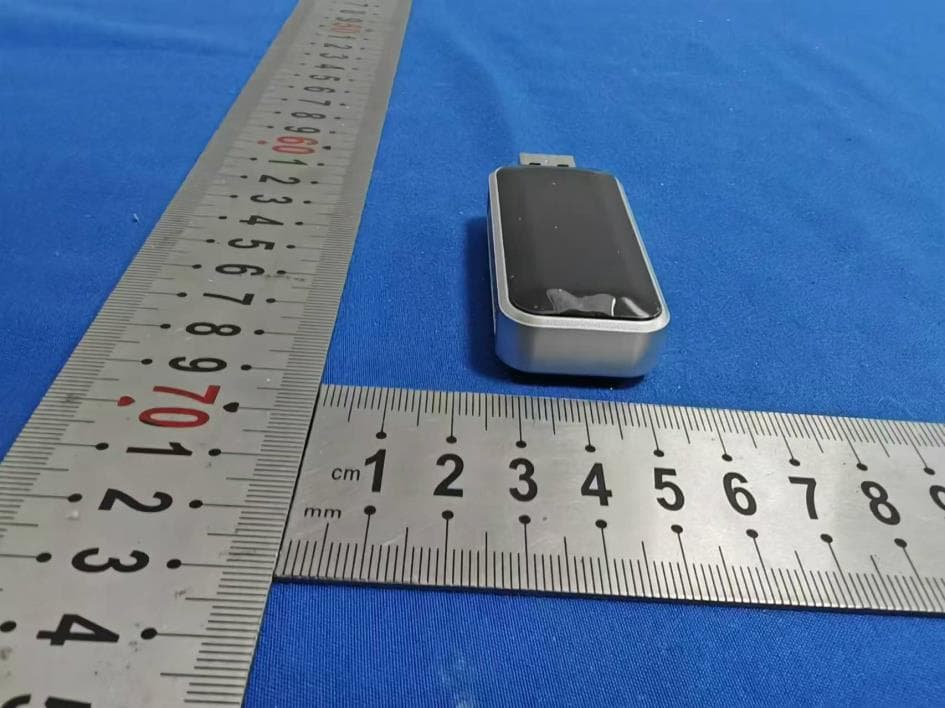 Car Connectivity Box - FCC ID 2BHNQ-U1 - Guangdong Junyong Technology Co., Ltd. (4)