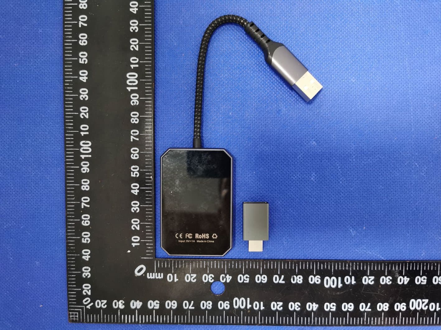 2-in-1 Wireless CarPlay & Android Auto Adapter - FCC ID 2BHTB-HUB001 - Shenzhen Nuobaifu Technology Co., LTD (2)