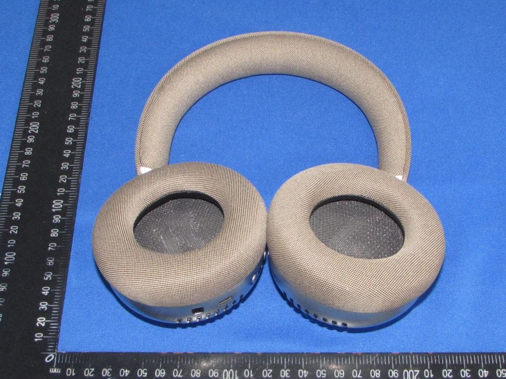vacuum tube audio headphone - FCC ID 2BHTD-E01 - Ecoute Audio Inc.