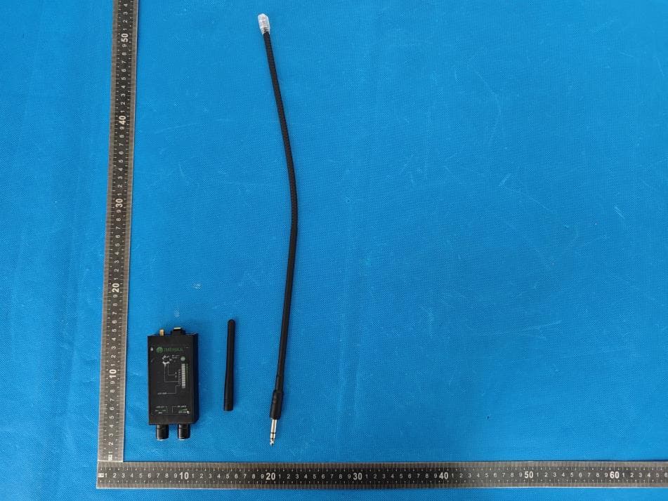 Hidden Camera Detector - FCC ID 2BHTF-M8000 - Shenzhen Jiu An Da Kejiyouxiangongsi (5)