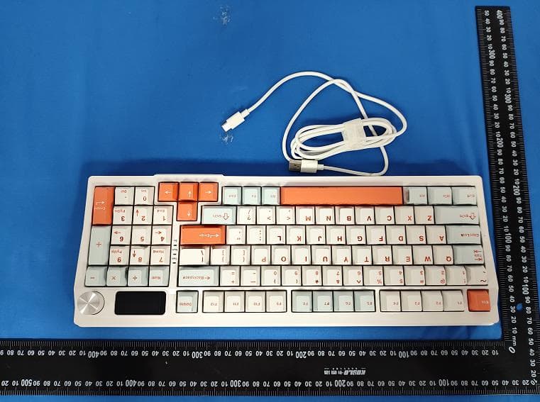 Mechanical keyboard - FCC ID 2BHTK-K-1 - Shenzhen Kaideruisa Technology Co.,Ltd