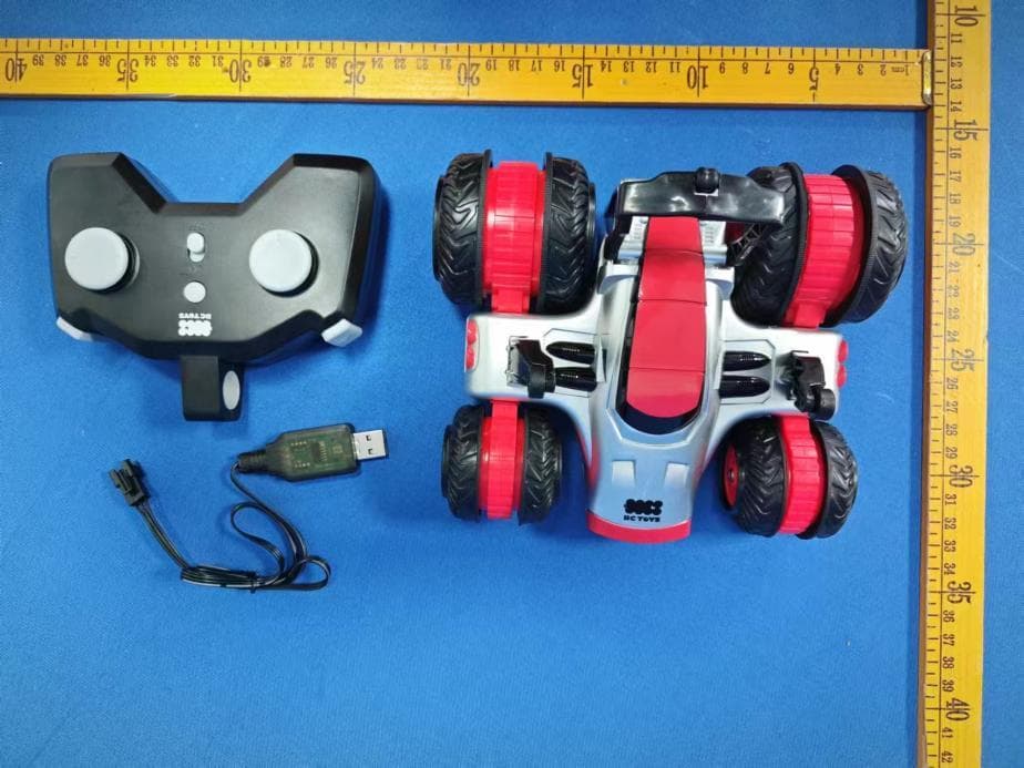 R/C STUNT CAR - FCC ID 2BHUA-BT2302002-1KJ - Hangzhou Yuen Technology Co., Ltd.
