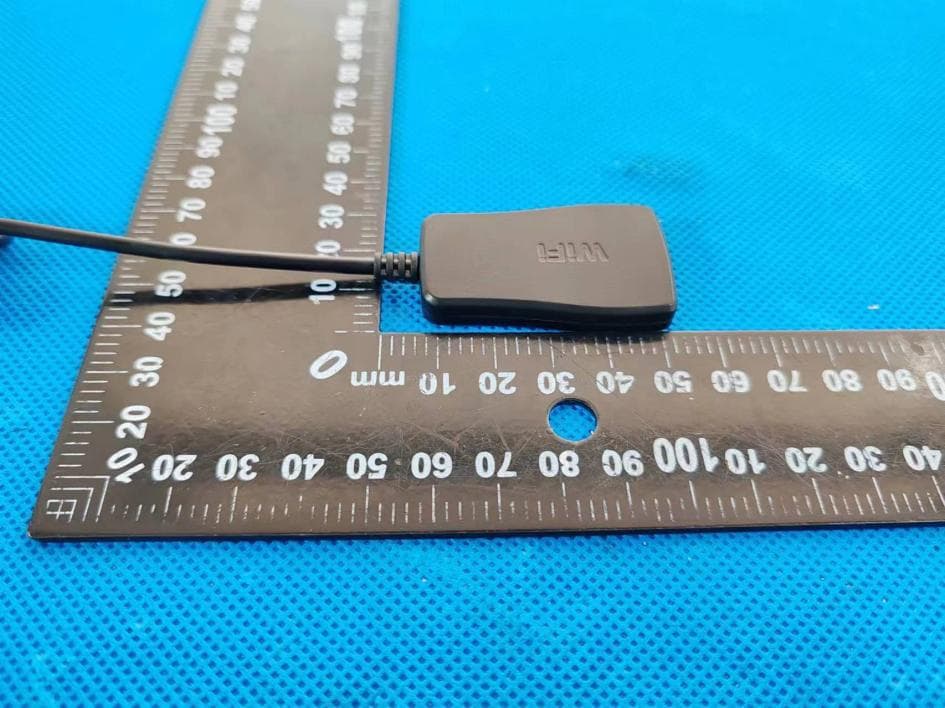 Same-screen projector - FCC ID 2BHV3-CF001 - Guangdong Ruichuang Cable Co., Ltd (5)