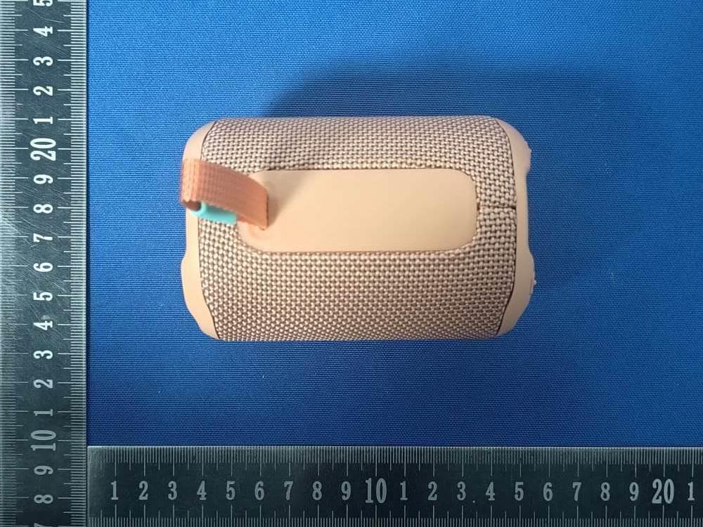 Bluetooth speaker - FCC ID 2BHVM-VS040 - Dongguan VJBY Electronic Co.,Ltd