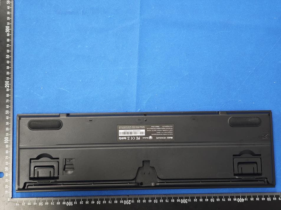 X5 WIRELESS MECHANICAL KEYBOARD - FCC ID 2BHVQ-X5 - Hexgears (Shenzhen) Technology Co.,Ltd (3)