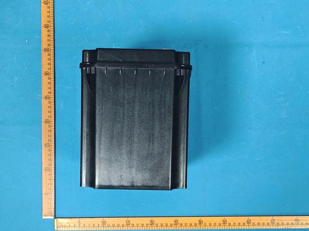 12V 120Ah Dual PurposeLiFePO4 Battery - FCC ID 2BK2T-L120 - Jiangsu Eureka New Energy Technology Co., Ltd (3)