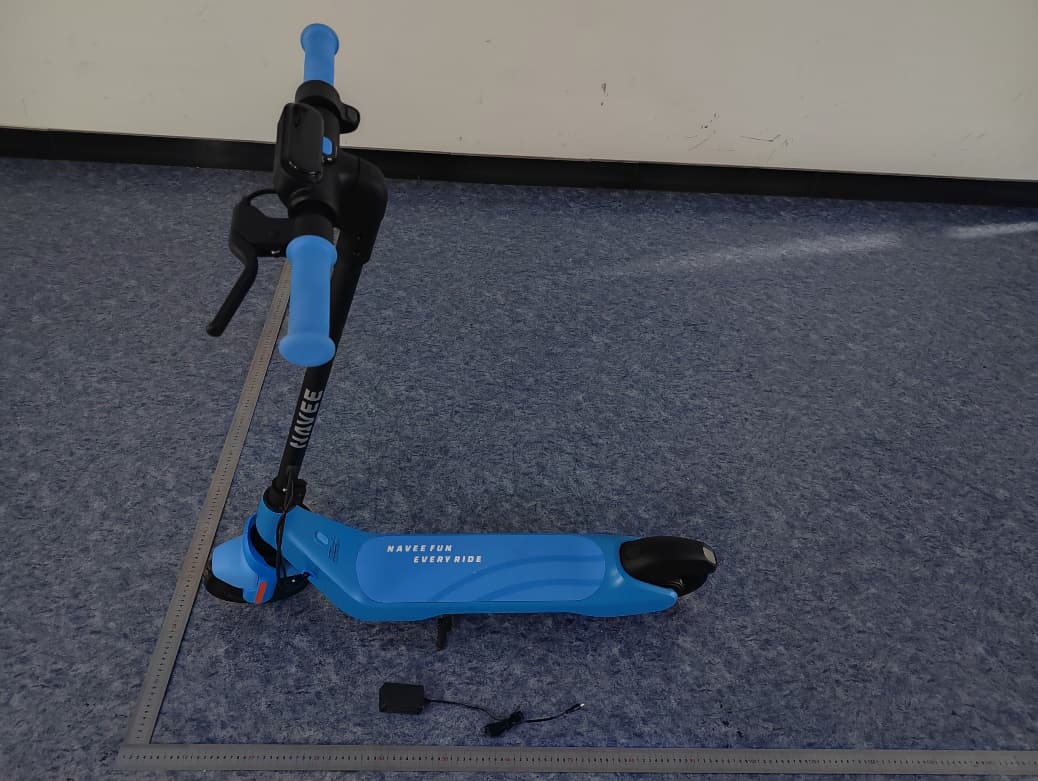 Kids Electric Scooter - FCC ID 2BK3M-K100U001 - SPACEWALKER PTE. LTD. (2)