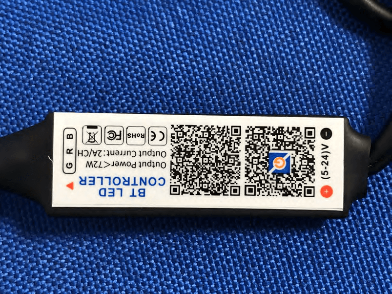 BT smart led controller - FCC ID 2BK42-ZJBCFRGBUSBZ - YAHEE TECHNOLOGIES CORP. (3)