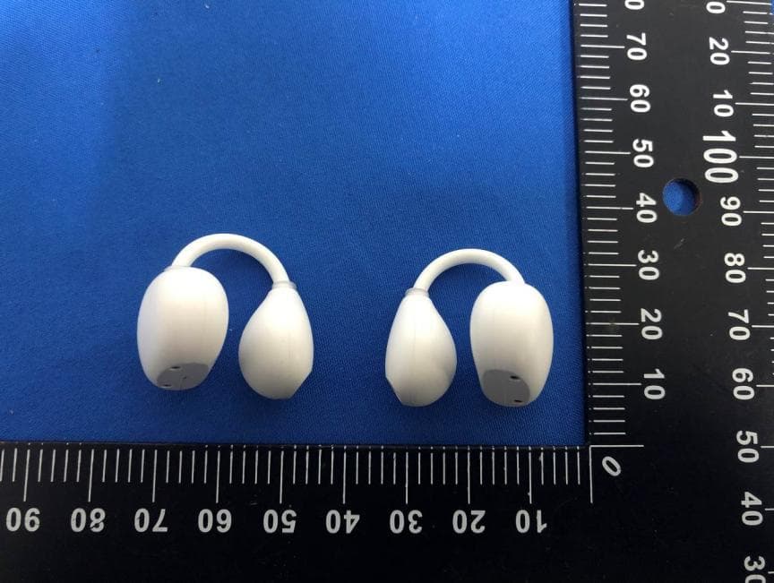 Wireless Earphone - FCC ID 2BK62-A18 - Shenzhen Wenfengsheng Electronics Co., Ltd. (3)