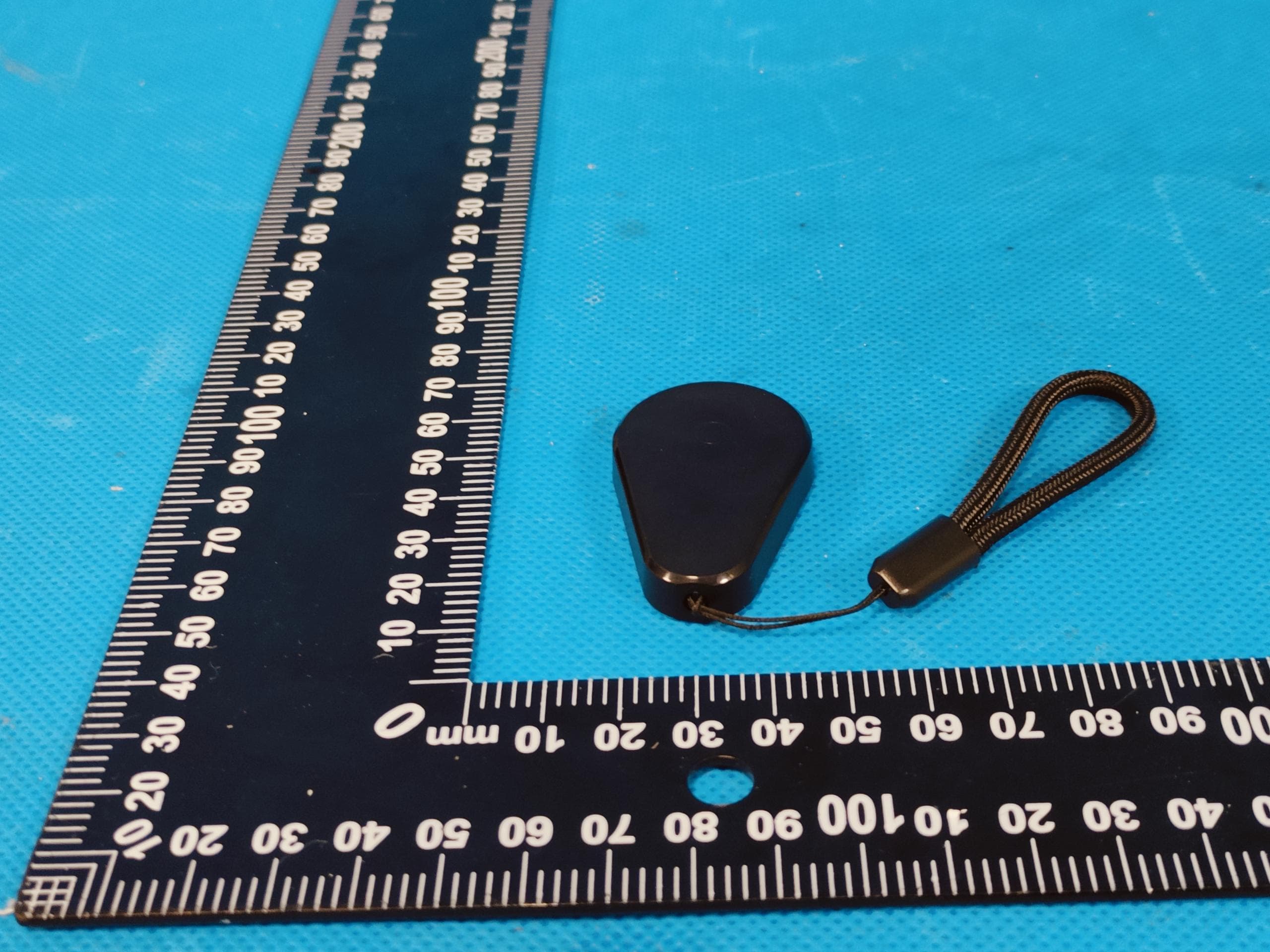 Find My - FCC ID 2BK68-D10 - Shenzhen Xinghaisheng Technology Co., Ltd (4)