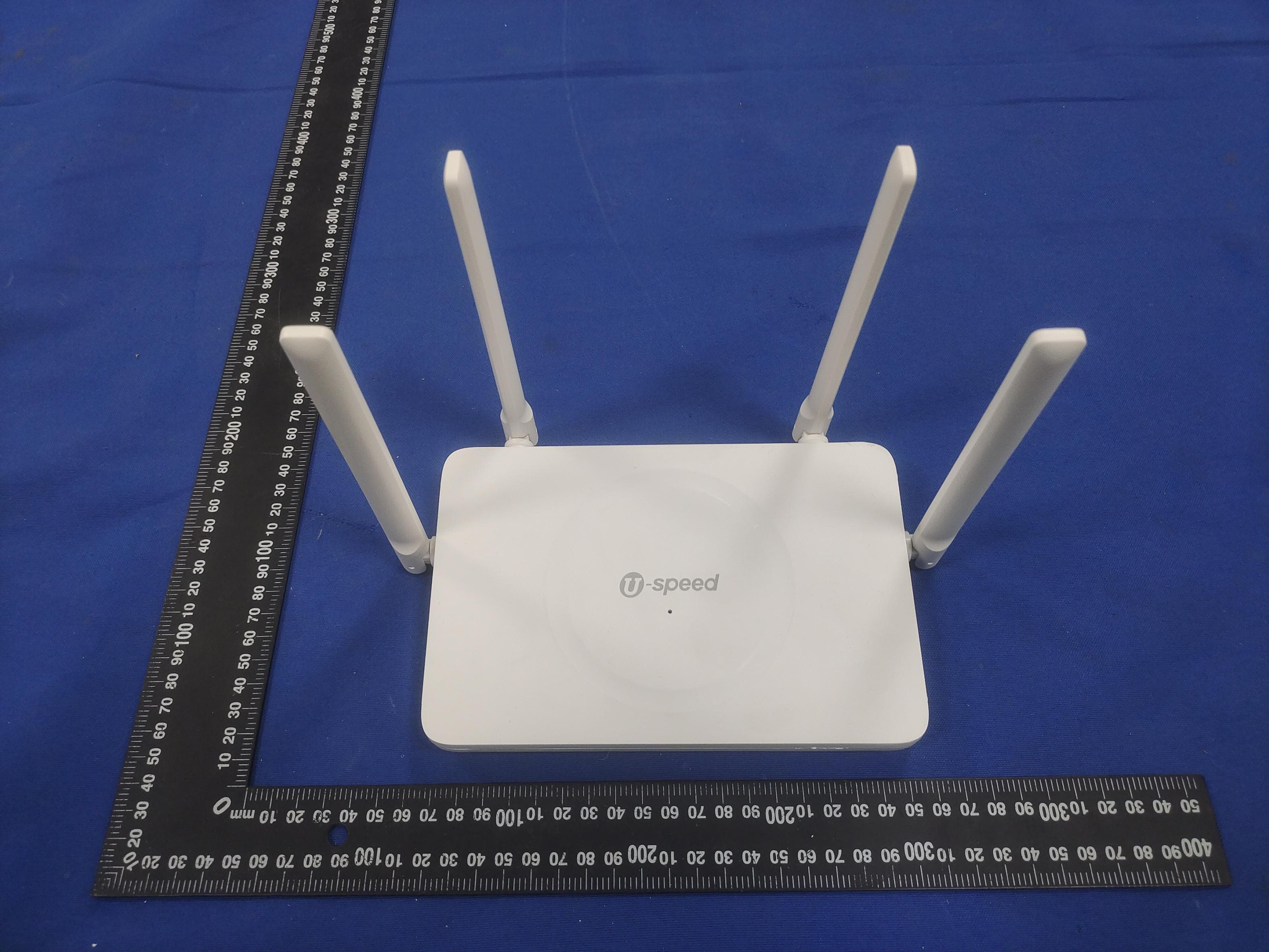 AC1200 Gigabit Dual Band Wi-Fi Router - FCC ID 2BK77-R-W52506 - Chengdu U-speed Information Technology Co., Ltd