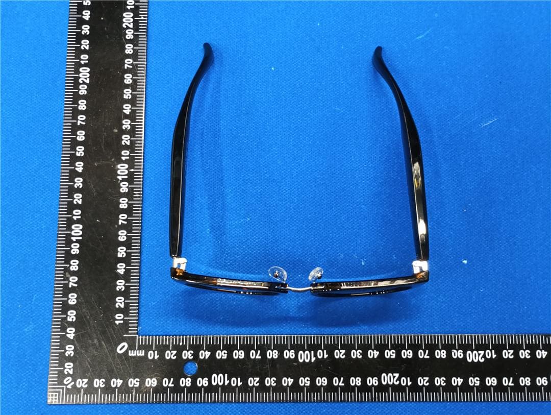 True Wireless Glasses - FCC ID 2BK8J-S8PRO - Shanghai WeihonghangCulture Communication Co., Ltd. (4)