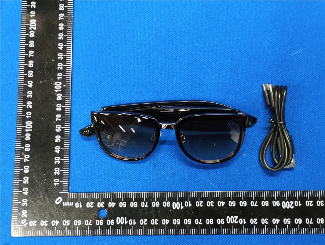 True Wireless Glasses - FCC ID 2BK8J-S8PRO - Shanghai WeihonghangCulture Communication Co., Ltd.