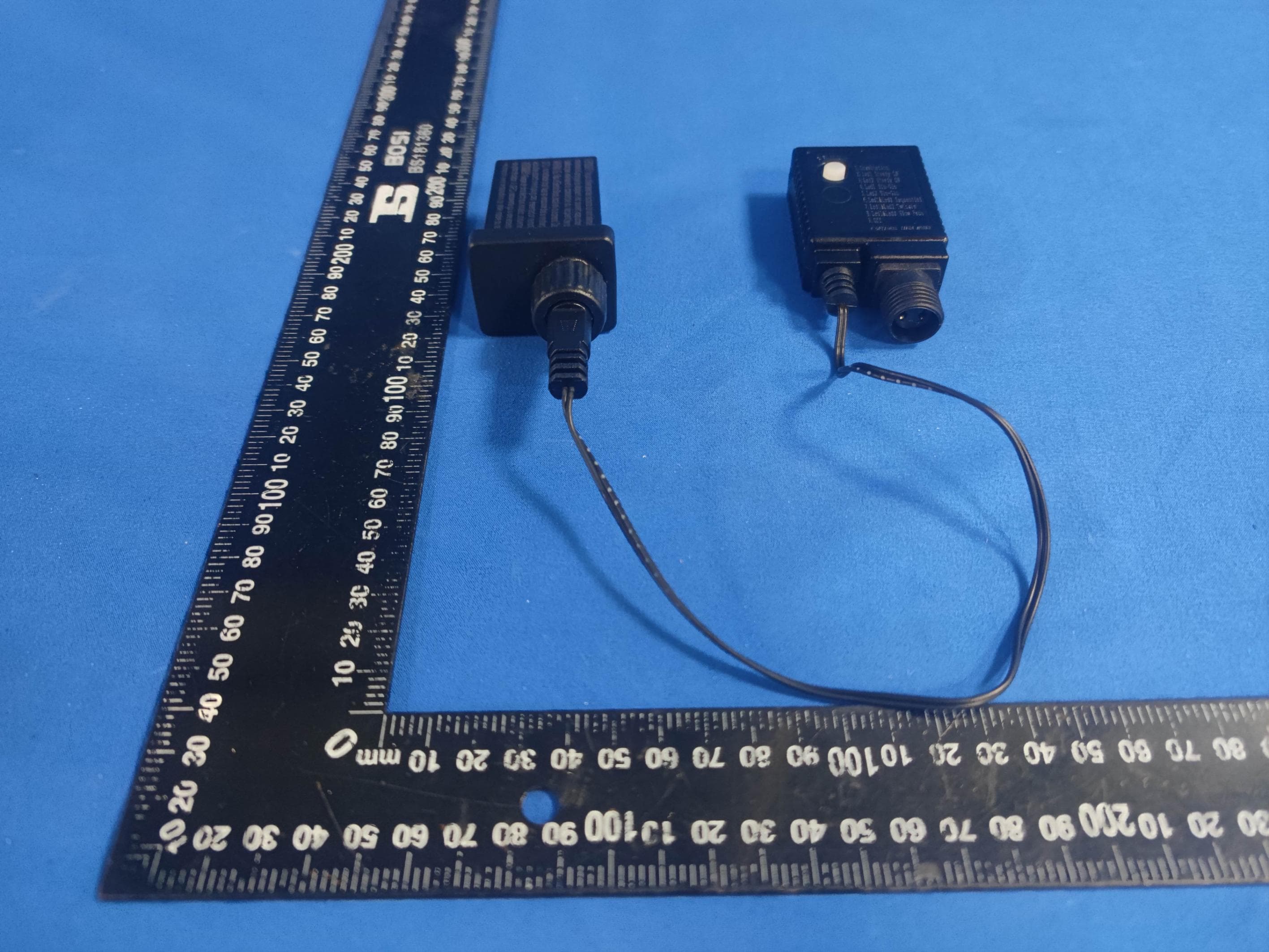 Decorative light - FCC ID 2BKBG-SJDHAZ030 - Taizhou Songjie lighting Co.,LTD (4)