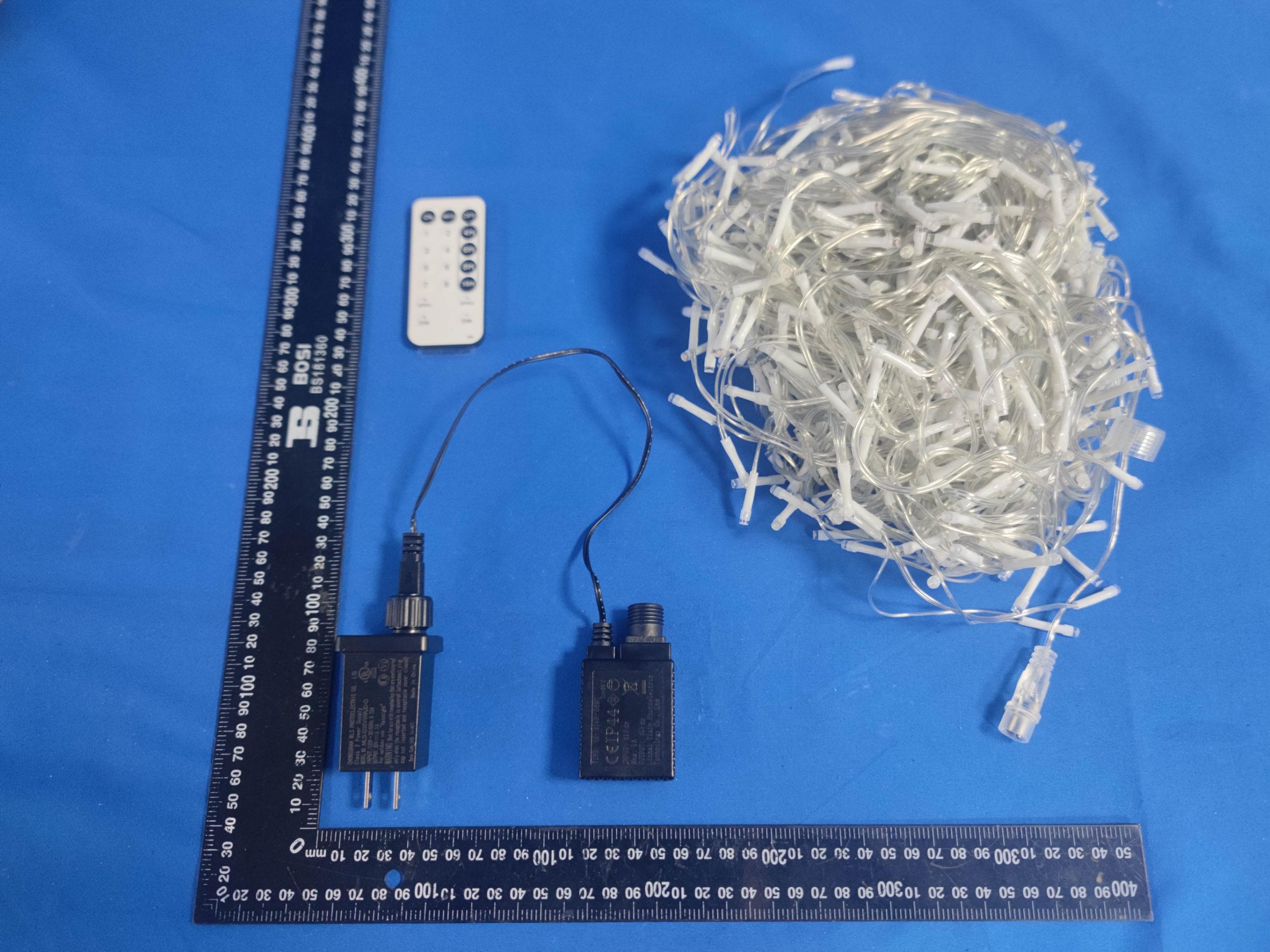 Decorative light - FCC ID 2BKBG-SJDHAZ030 - Taizhou Songjie lighting Co.,LTD (5)