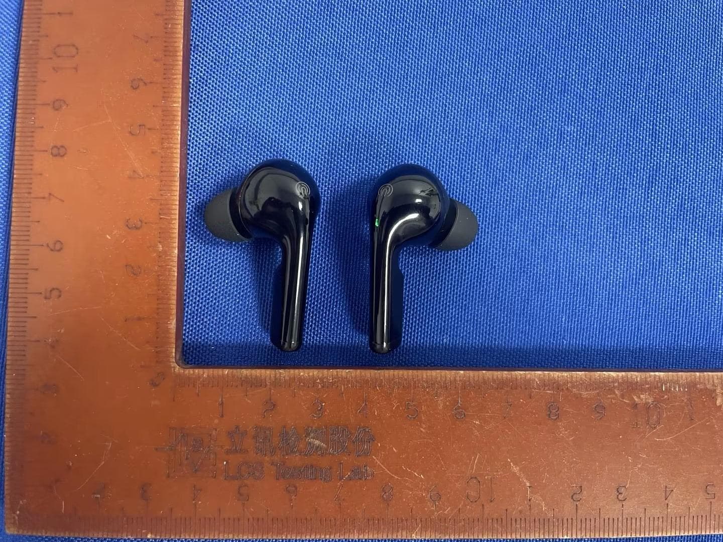 Wireless earphone - FCC ID 2BKBS-DUALPRO2 - Lenford Far East Limited (2)