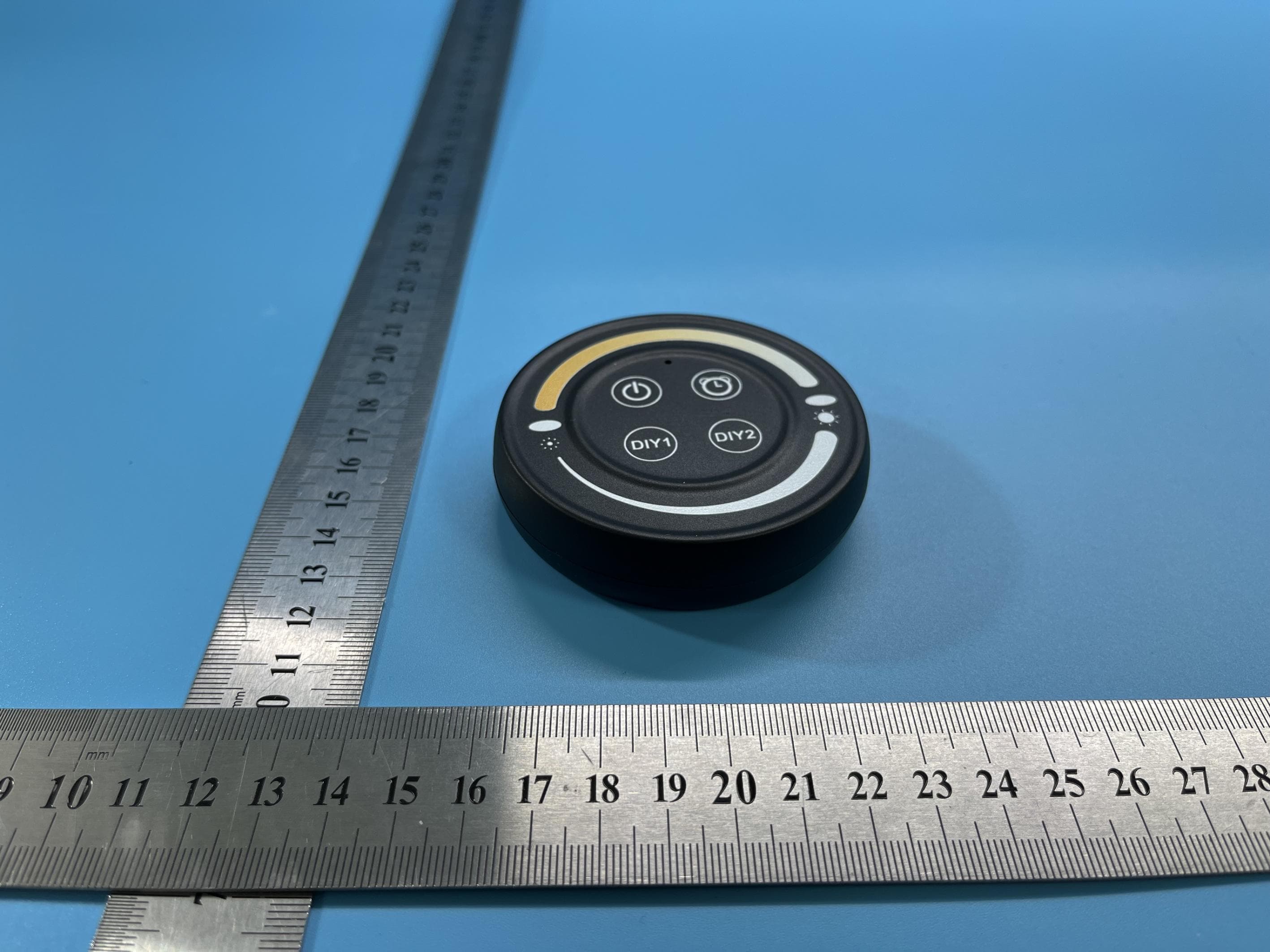Remote control - FCC ID 2BKEO-RF6K-1CH - Shenzhen Founder Industrial Co., Ltd (3)
