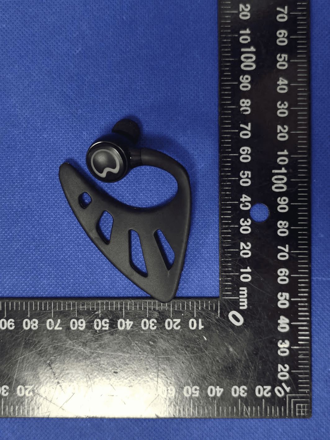 TWS Wireless Bluetooth headset - FCC ID 2BKFS-ZW-T33 - Zhongshan TODO Technology Co.,ltd