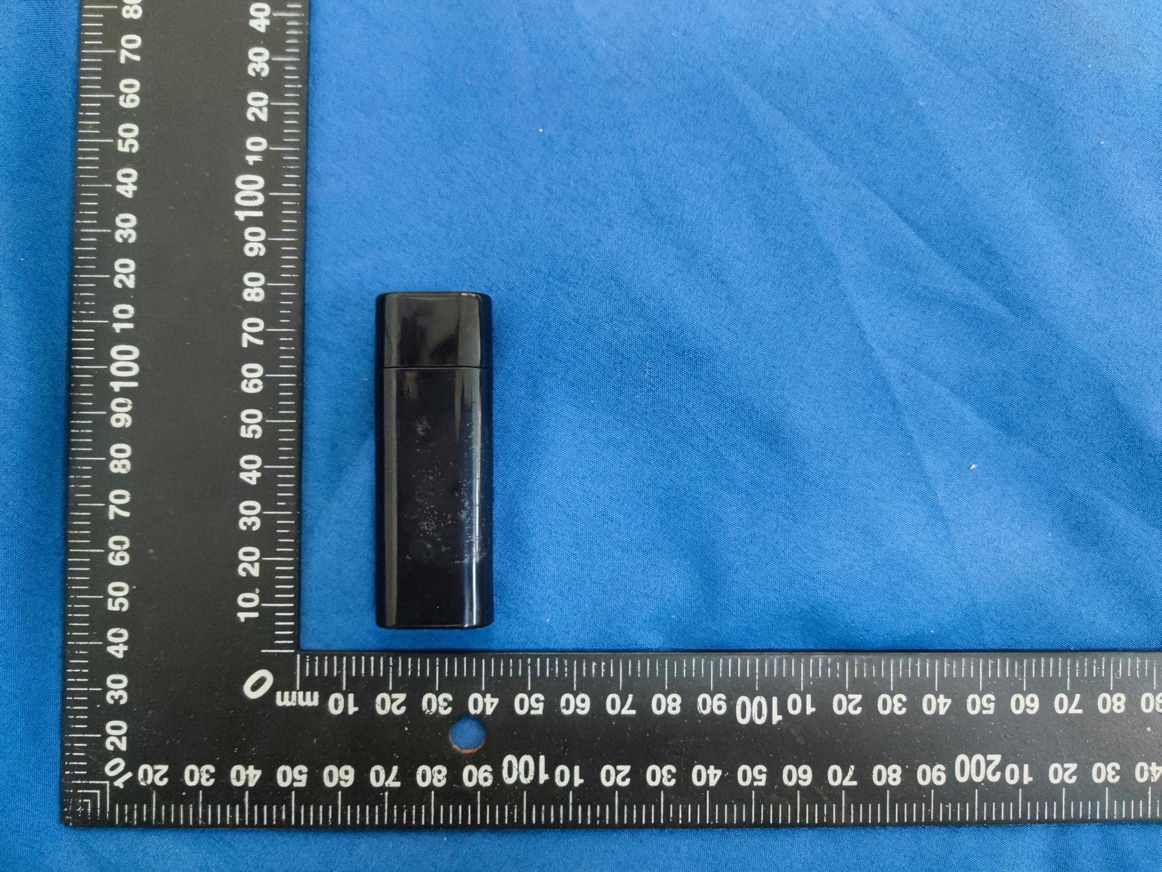 Wireless microphone - FCC ID 2BKH5-MIC30 - K Laser Technology Inc (3)