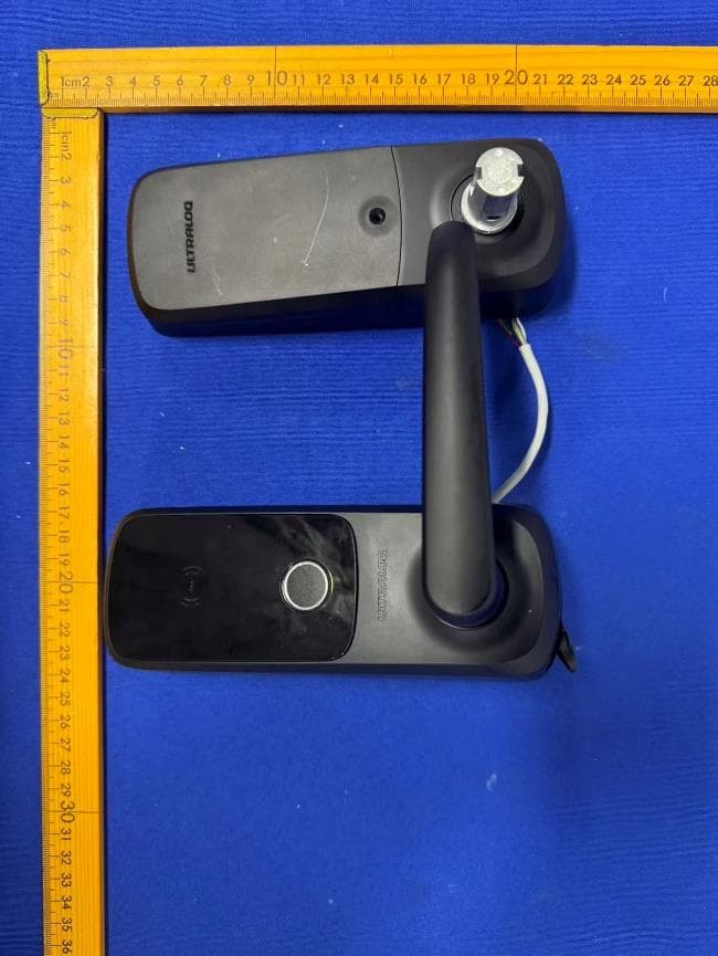 Latch 5 Pro Smart Matter Deadbolt - FCC ID 2BKHH-LATCH5PRO - Xthings Industry llc (2)