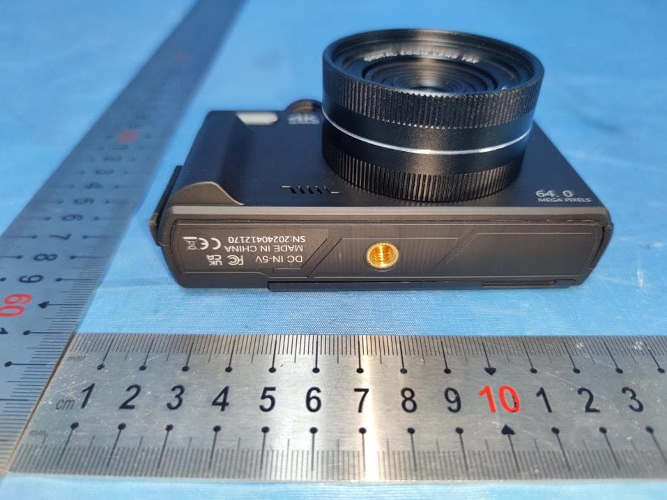 Digital Camera - FCC ID 2BKHL-W01 - Shenzhen FirstLight Digital Technology Co., Ltd. (2)