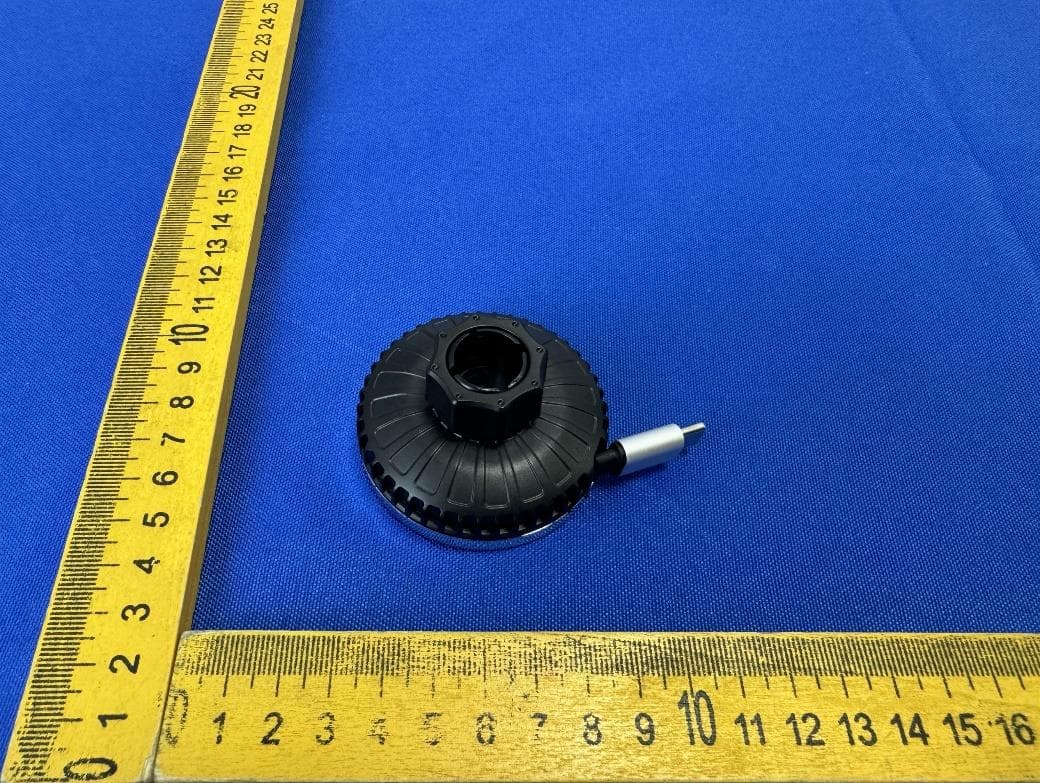 Magnetic Wireless Car Charger - FCC ID 2BKJA-WH-006 - Dongguan Ronghe Electronic Co., Ltd (3)