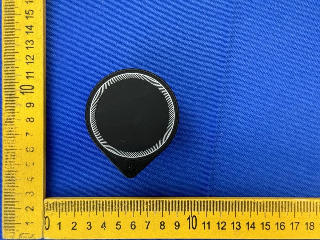 Magnetic Wireless Car Charger - FCC ID 2BKJA-YC-WH019 - Dongguan Ronghe Electronic Co., Ltd (2)