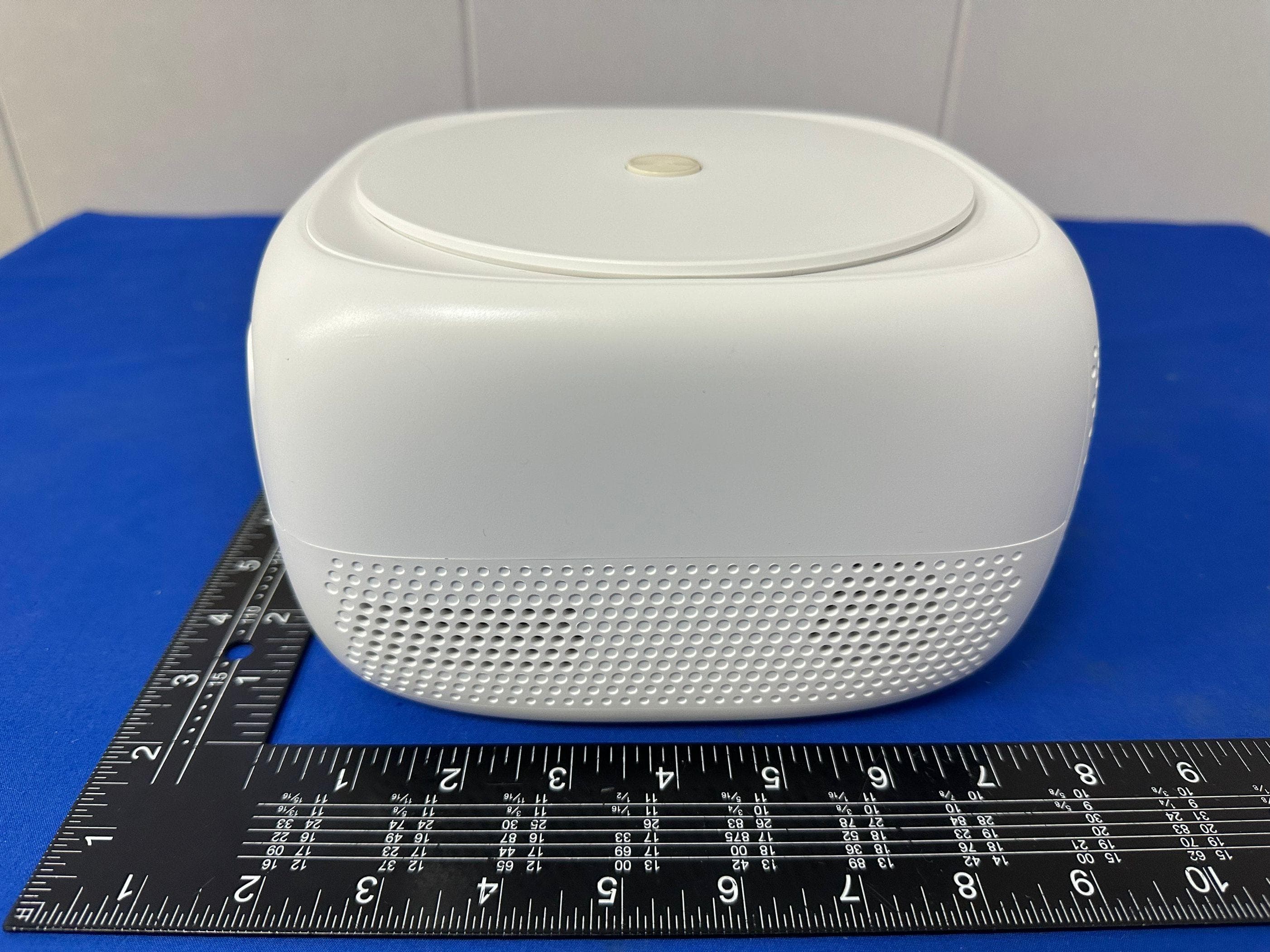 Intelligent projector - FCC ID 2BKJG-S3 - ANFU XINJIEKE TECHNOLOGY CO., LTD.