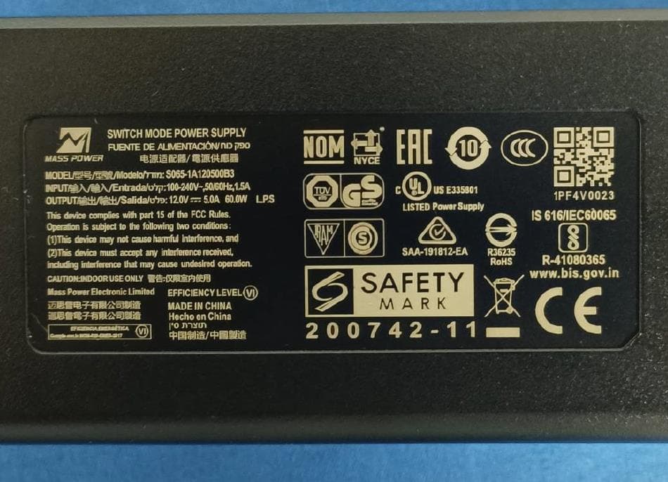 UHD ALL-IN-ONE USB Video Bar - FCC ID 2BKN3-RB10 - Rocware Corporation (2)
