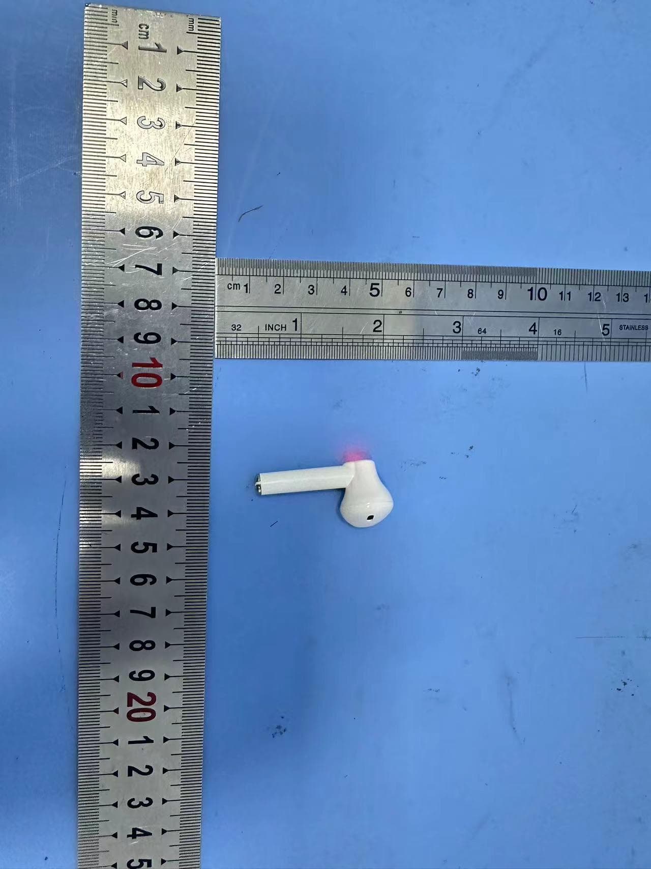 Bluetooth headset - FCC ID 2BKN8-RS3 - Shenzhen Keqi Zhichuang Technology Co. , Ltd (2)