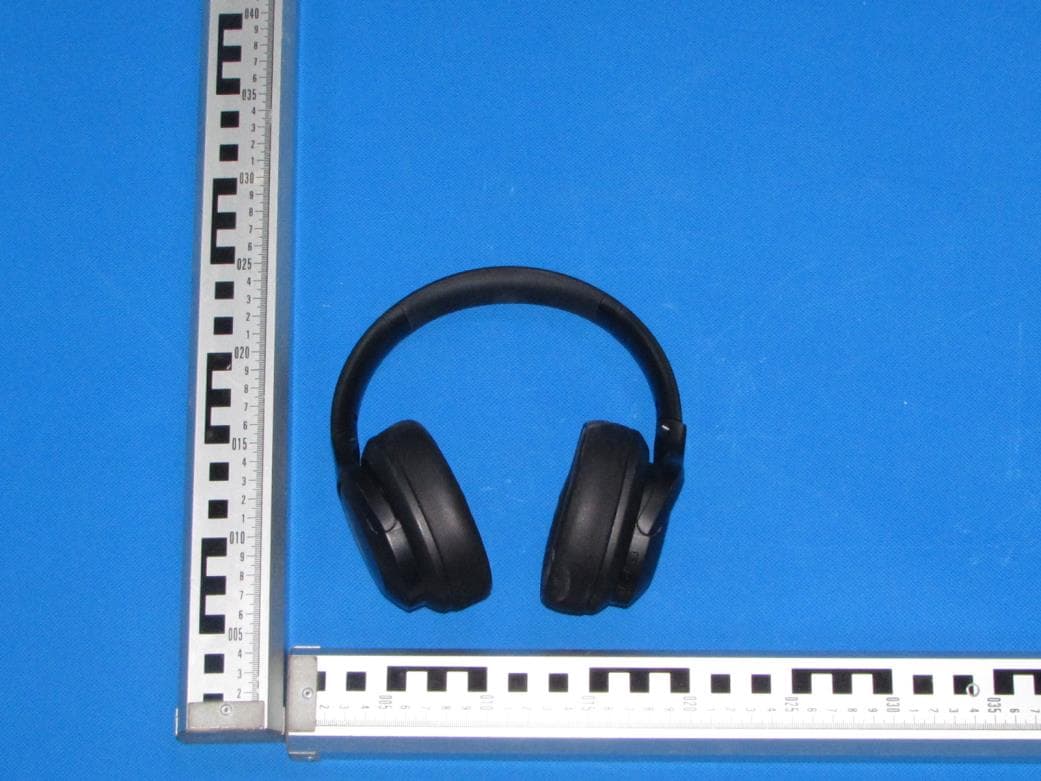 BLUETOOTH HEADSET - FCC ID 2BKNN-BH919 - Dongguan Kunbao Electronic Technology Co., Ltd (3)