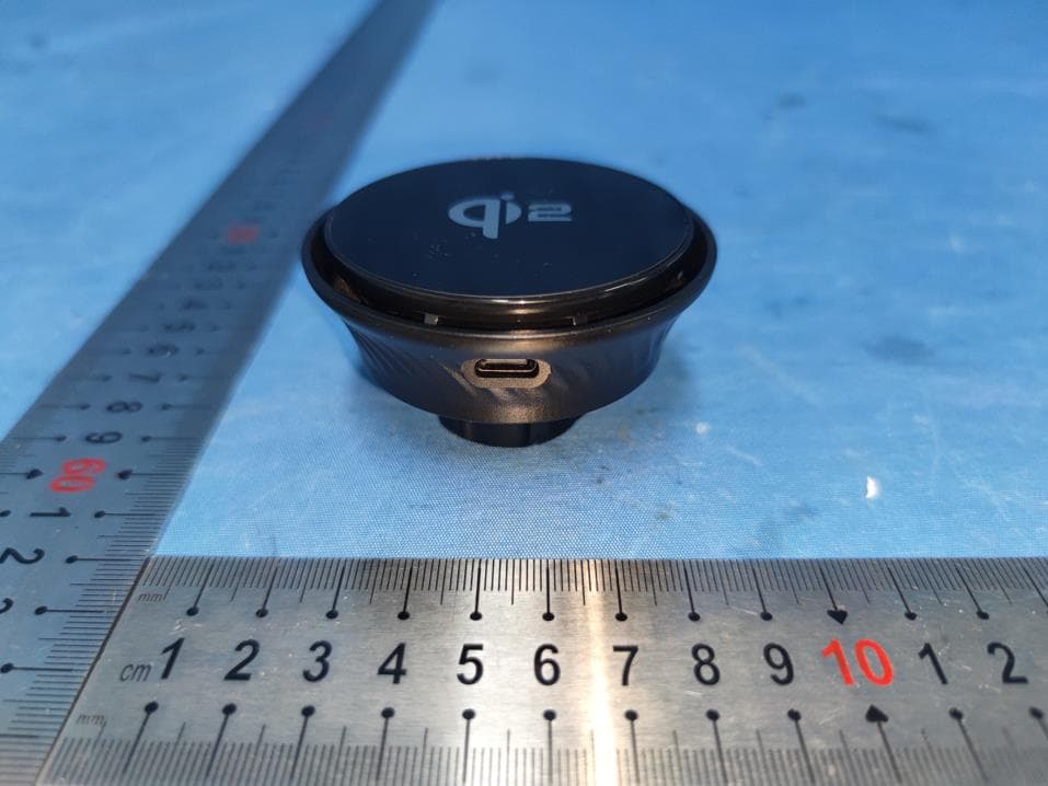 Ql2 Cooling Car Wireless Charger - FCC ID 2BKOL-HG-C05 - Shenzhen Huagon Technology Co.,Ltd (3)