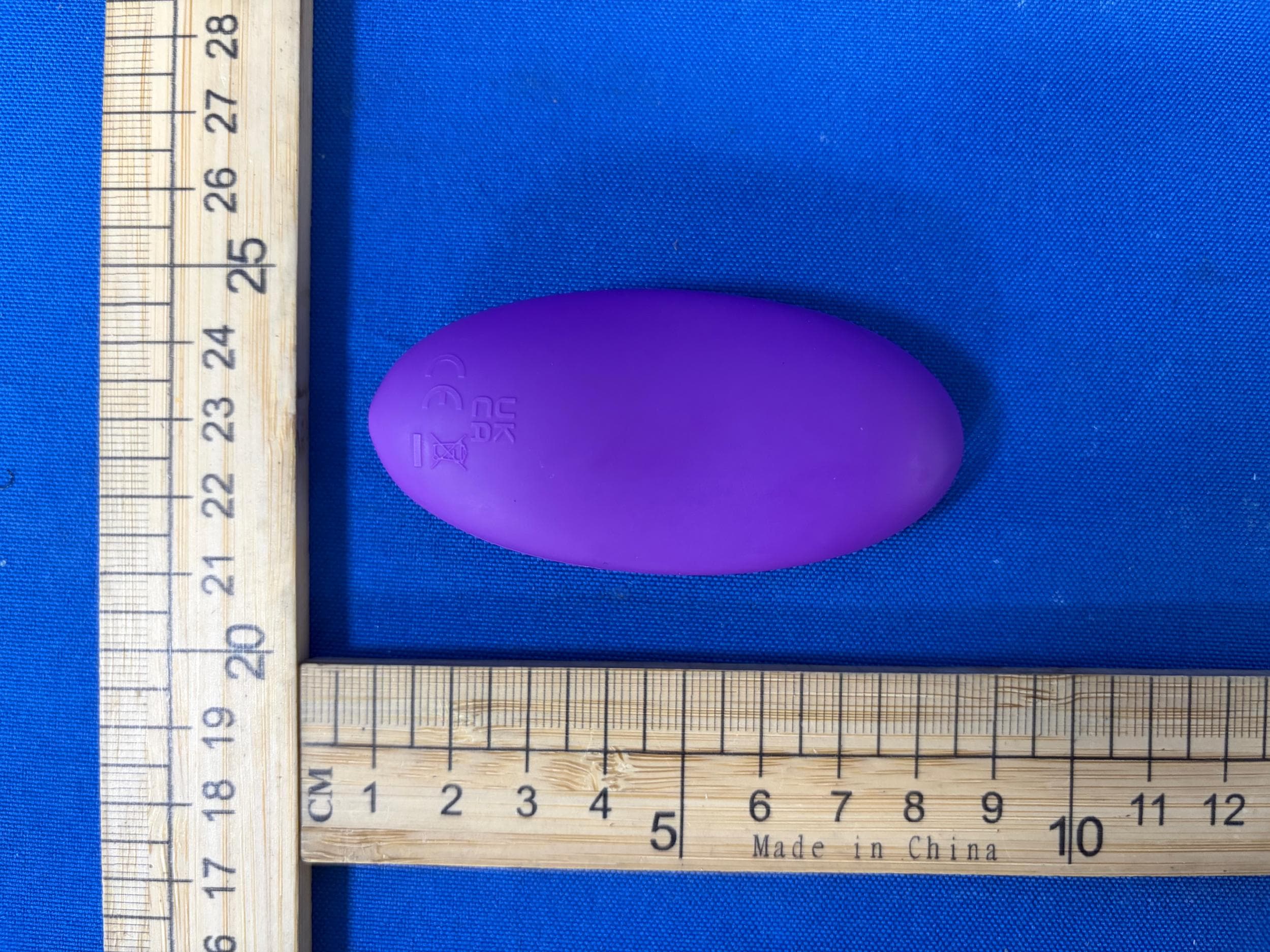 Triple Rider Remote Control Gyrating Rumbler - FCC ID 2BKPO-SE4300753 - California Exotic Novelties, LLC (2)