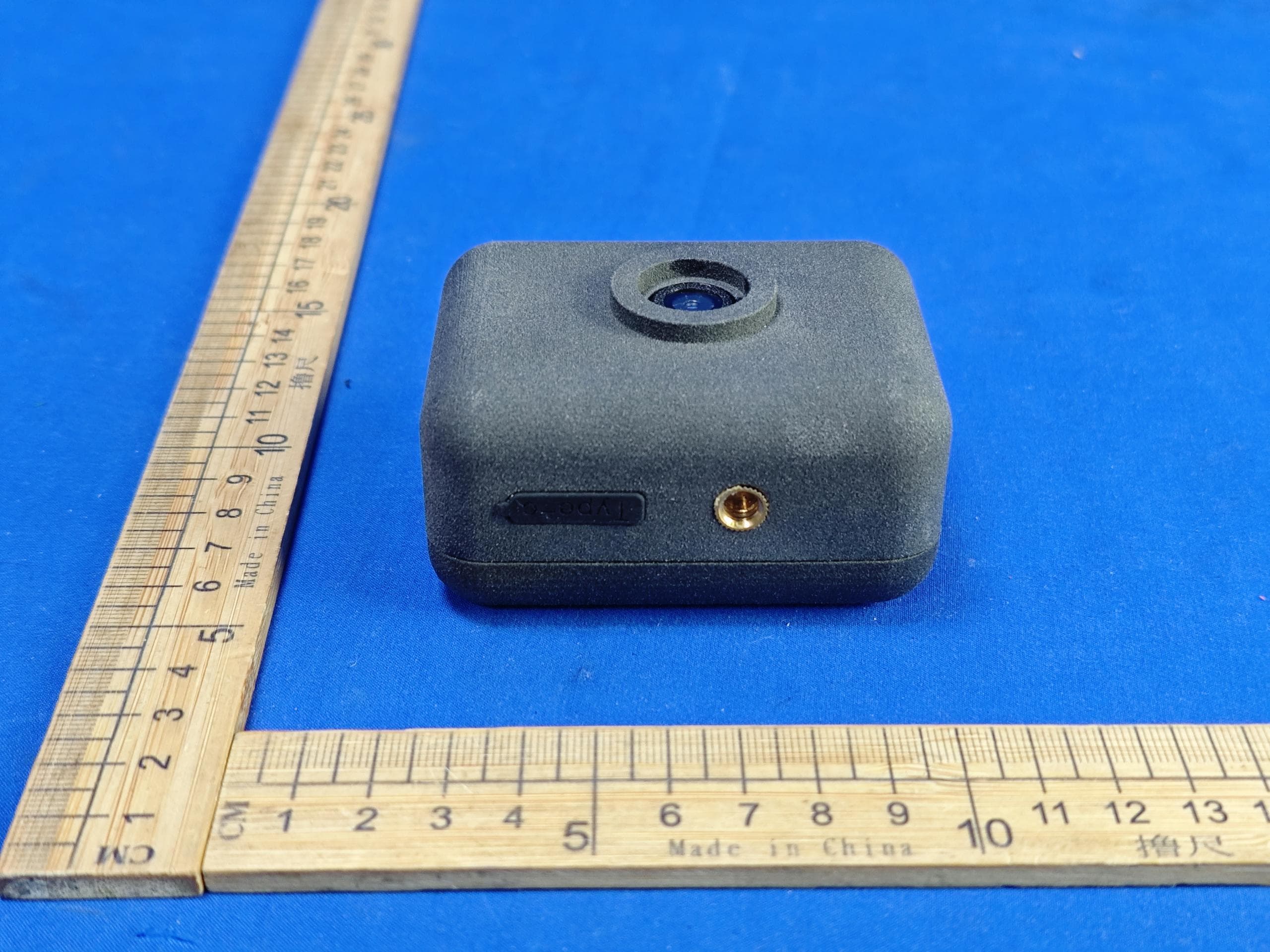 FlowerCam Time-lapse Camera - FCC ID 2BKPQ-18100 - EagleSens Inc (4)