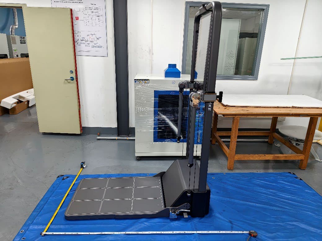 S1 Series Smart Home Gym - FCC ID 2BKQVSHG2501-1 - Qudong Future (Shenzhen) Technology Co., Ltd. (4)