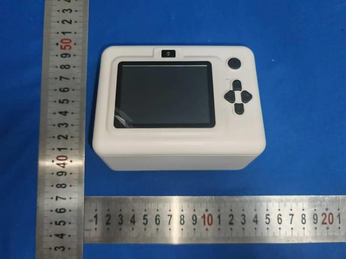 Kids camera - FCC ID 2BKQX-P7 - SHENZHEN BINBINYOULI TECHNOLOGY CO., LTD (2)
