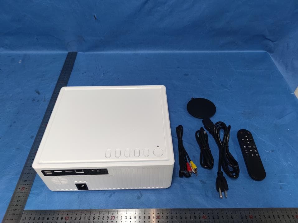 Projector - FCC ID 2BKRC-VS627 - Shenzhen Visiontek Electronics Co., Ltd (4)