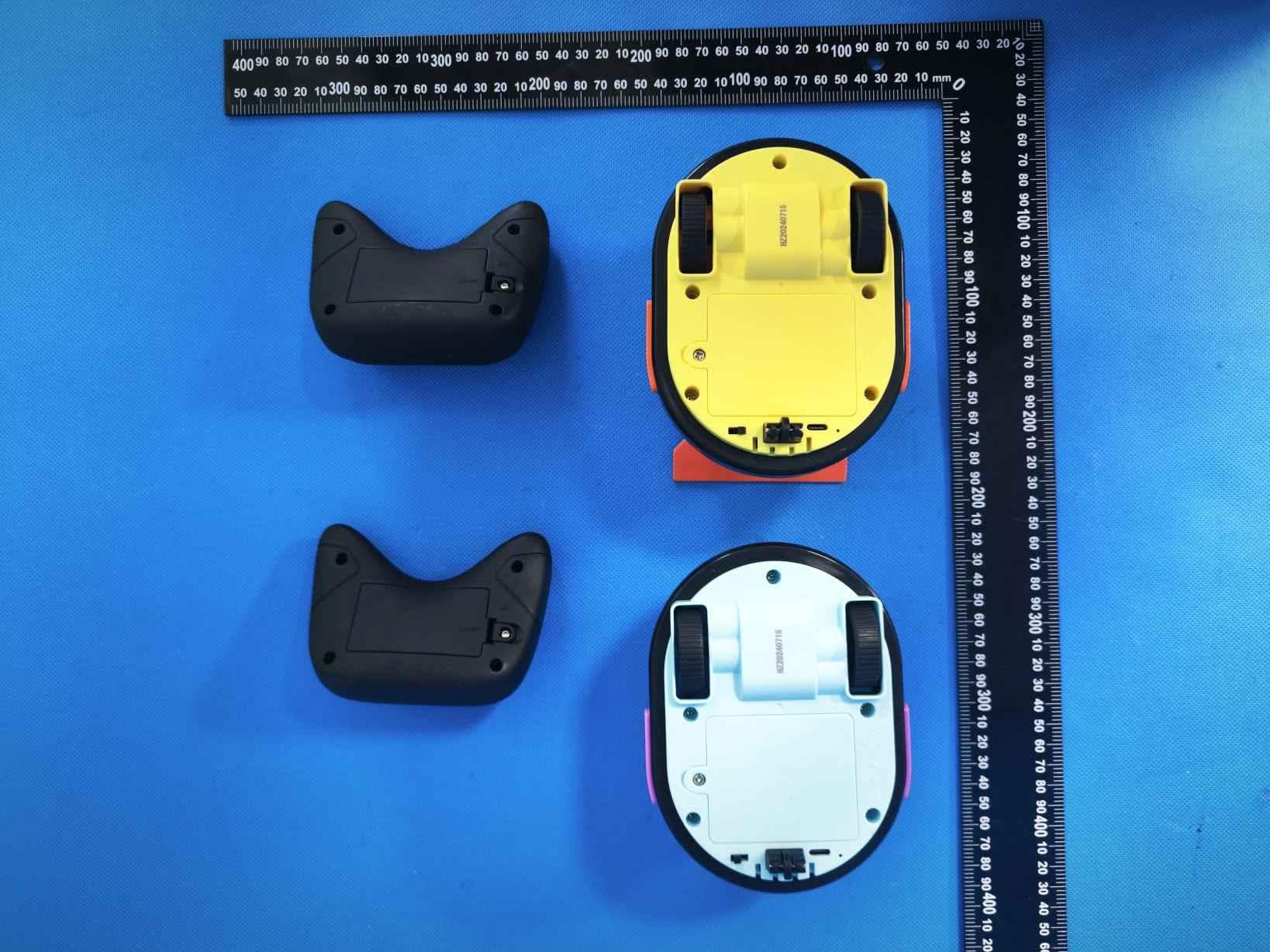 Remote Control Car Toy - FCC ID 2BKT3-C3 - Shenzhen Huamingjun Rubber Co.,Ltd (2)