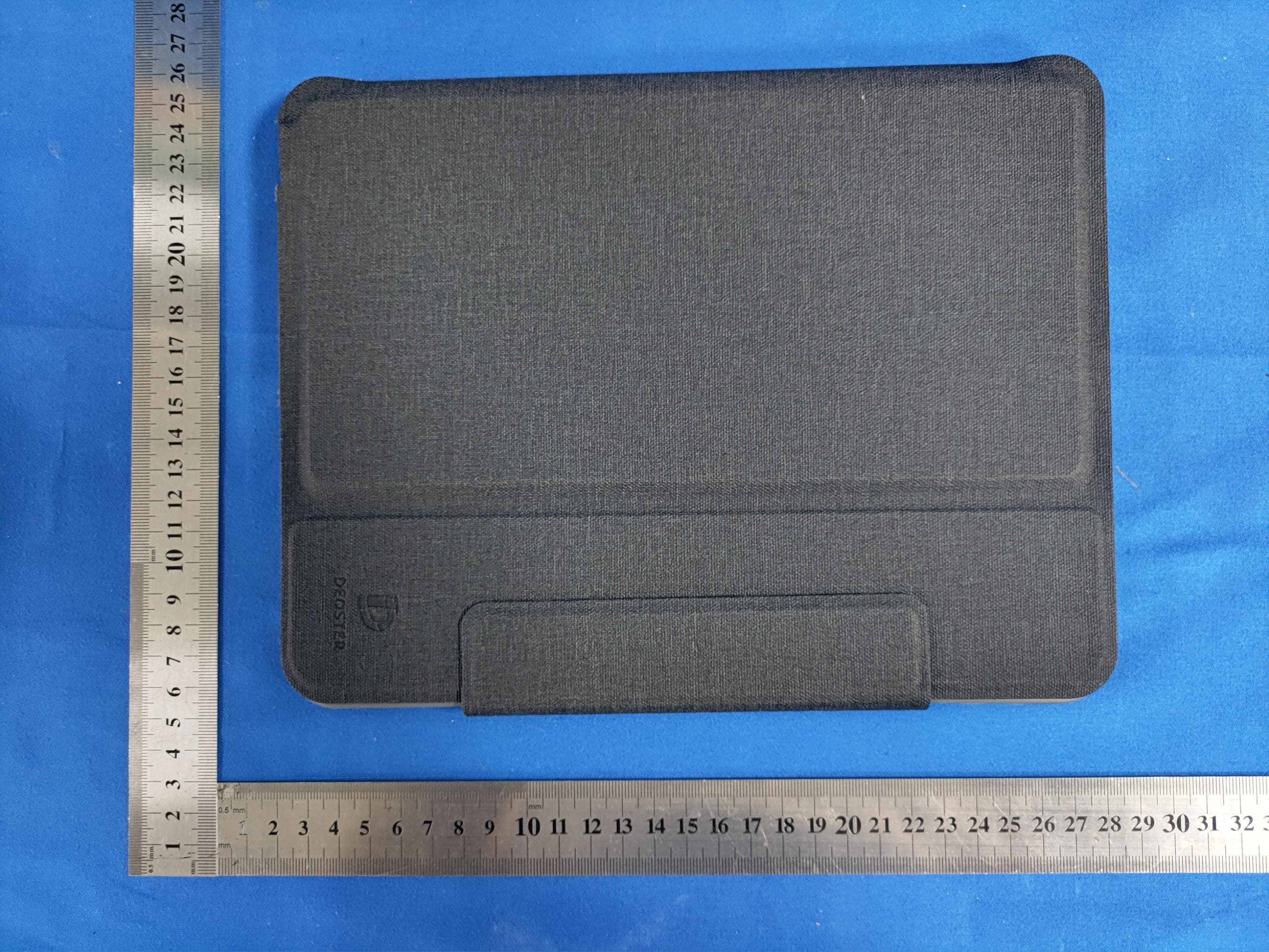 Slim keyboard 2 - FCC ID 2BKTN-902000106 - DEQSTER GmbH (2)