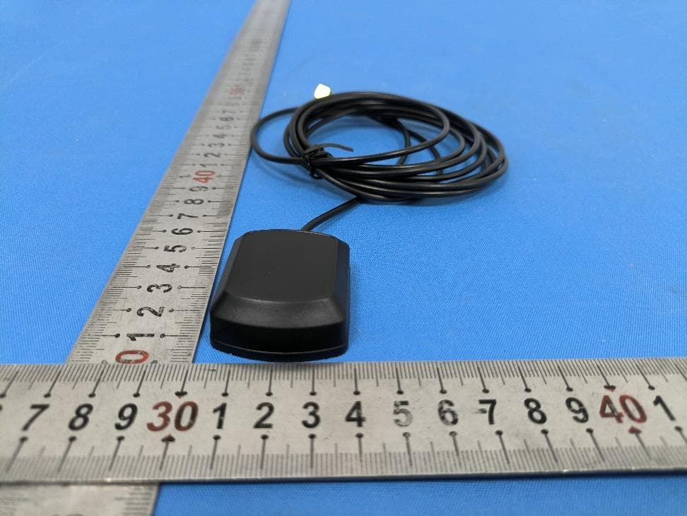 XM antenna - FCC ID 2BKUD01TXSA - GUANG ZHOU LU YI QI CHE KE JI YOU XIAN GONG SI (4)