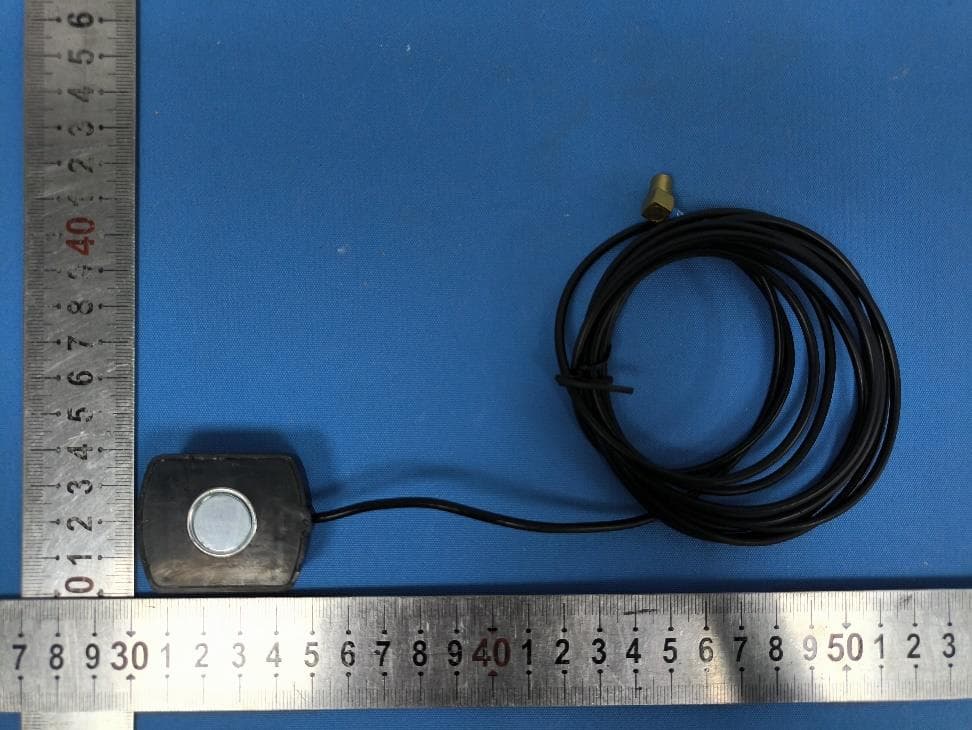 XM antenna - FCC ID 2BKUD01TXSA - GUANG ZHOU LU YI QI CHE KE JI YOU XIAN GONG SI (2)