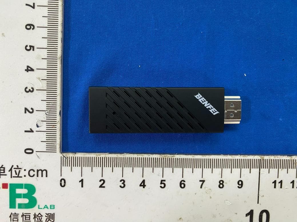 Wireless HDMI Transmitter and Receiver - FCC ID 2BKUE-000442BLACK - Ji'an Zhongrui Electronics Co.,Ltd. (2)